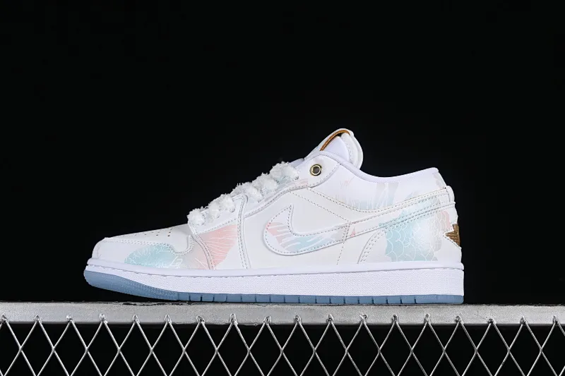 All Categories Air Jordan Jordan Series Basketball Shoes Air Jordan 1 Low Air Jordan 1 Low AJ1 Joe 1 Year of the Dragon Limited New Chinese Style Customization Steam Puppet-Third Prince Ao Bing Low State Cultural Casual Shoes FN8901-164